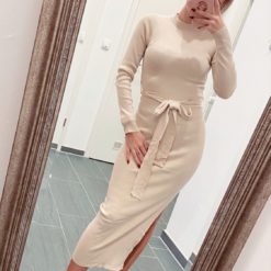 Alternative view of Langes Figurbetontes Kleid mit Gürtel